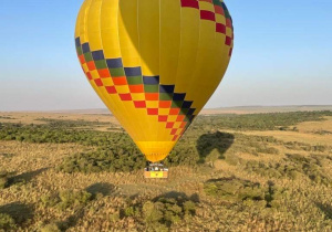 Grafika balon nad pustynią