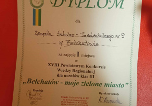 Zdjęcie dyplomu z napisem: I miejsce dla ZSP nr 9 w Powiatowym Konkursie Bełchatów moje zielone miasto.