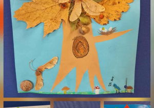 4 obrazki z kolorowymi drzewami