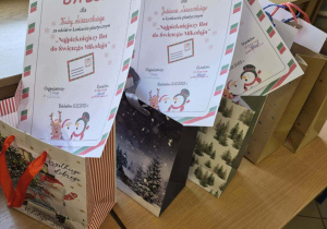 Dyplomy na torbie prezentowej