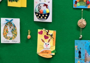 Wystawa prac uczniów rysunki